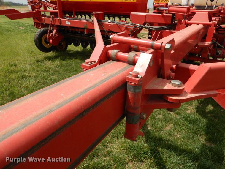 image for item KP9196 2006 Sunflower 9433  grain drill