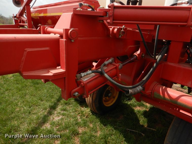 image for item KP9196 2006 Sunflower 9433  grain drill