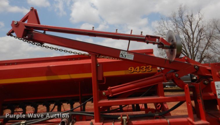 image for item KP9196 2006 Sunflower 9433  grain drill