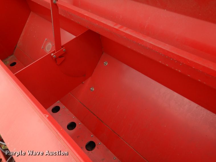 image for item KP9196 2006 Sunflower 9433  grain drill