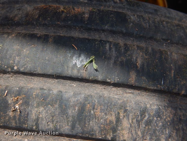 image for item KP9196 2006 Sunflower 9433  grain drill