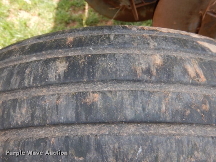 image for item KP9196 2006 Sunflower 9433  grain drill