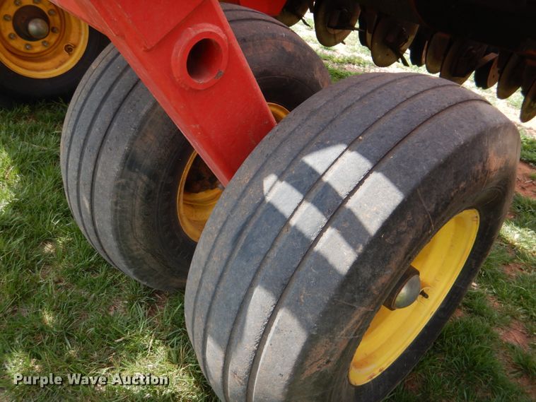 image for item KP9196 2006 Sunflower 9433  grain drill