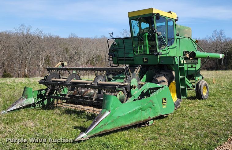 image for item KT9783 John Deere 4400  combine