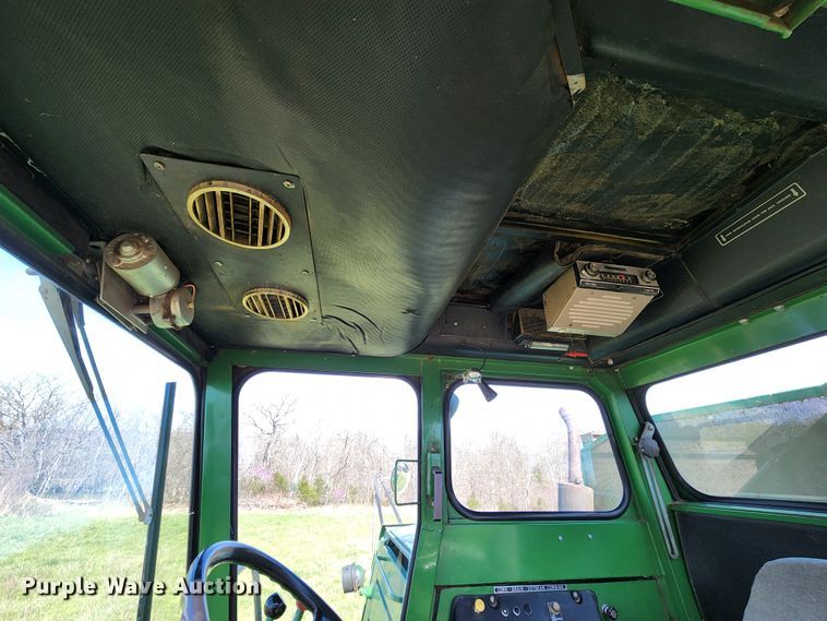 image for item KT9783 John Deere 4400  combine