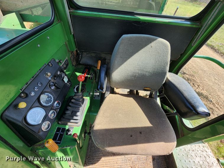 image for item KT9783 John Deere 4400  combine