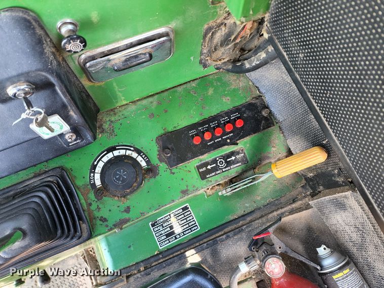 image for item KT9783 John Deere 4400  combine