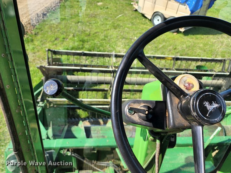 image for item KT9783 John Deere 4400  combine