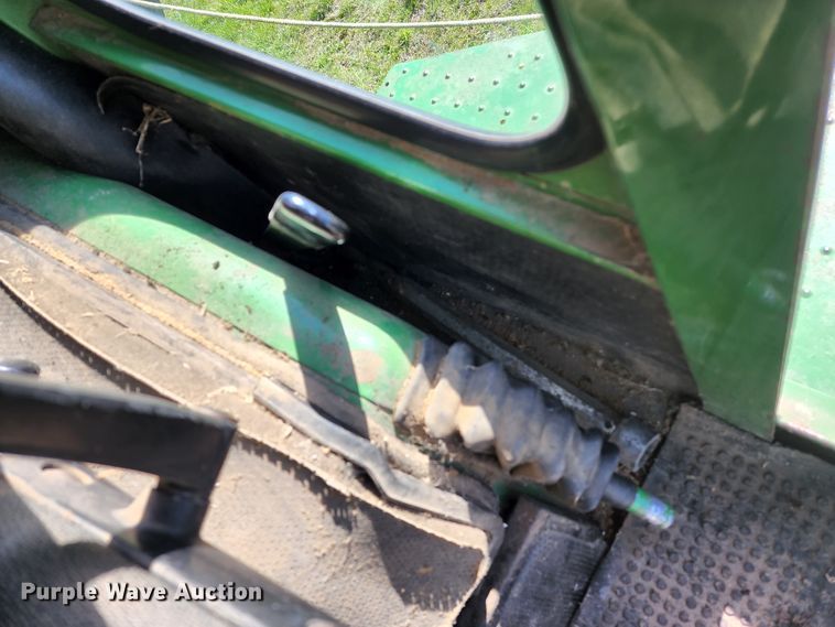 image for item KT9783 John Deere 4400  combine