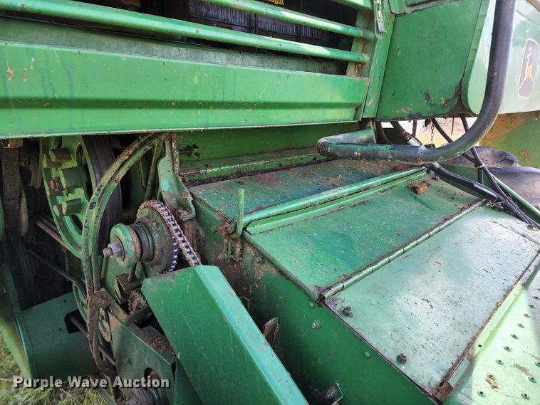 image for item KT9783 John Deere 4400  combine