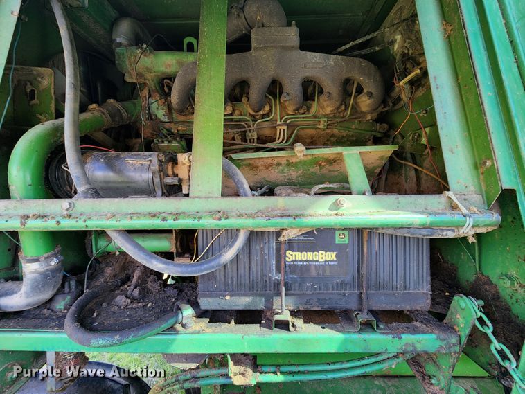 image for item KT9783 John Deere 4400  combine