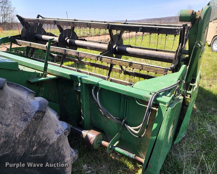 image for item KT9783 John Deere 4400  combine