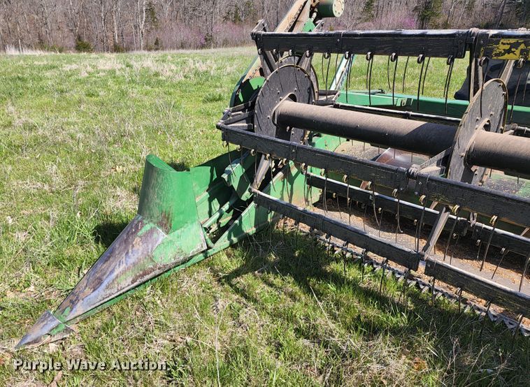 image for item KT9783 John Deere 4400  combine