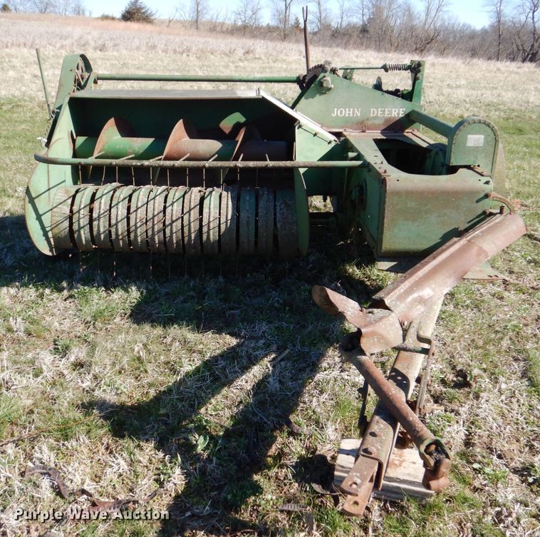 image for item MF9004 John Deere 14T  small square baler