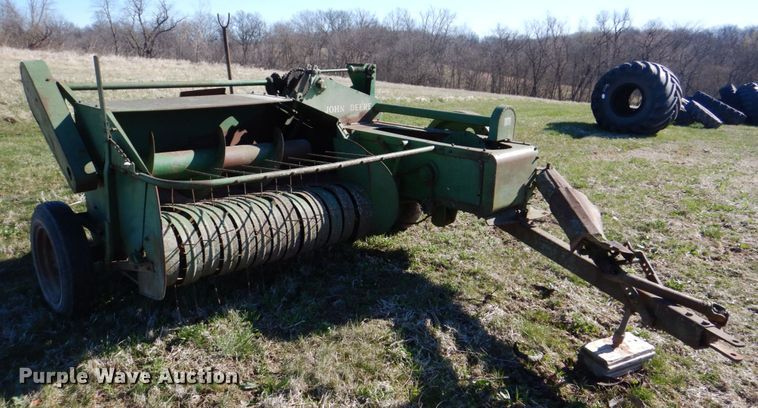 image for item MF9004 John Deere 14T  small square baler