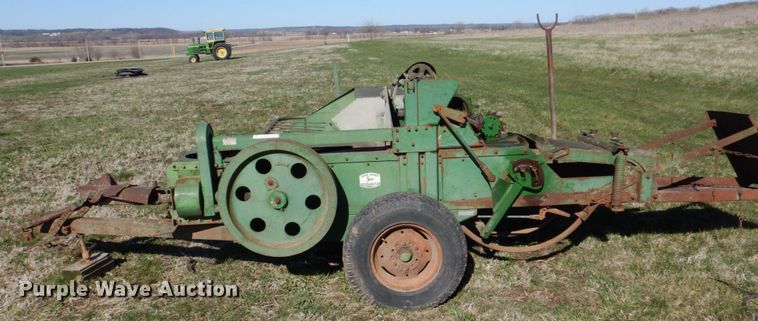image for item MF9004 John Deere 14T  small square baler
