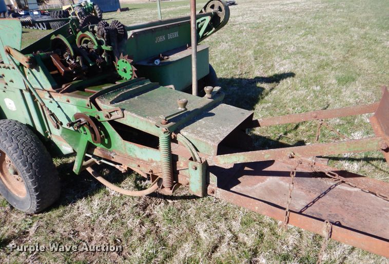 image for item MF9004 John Deere 14T  small square baler