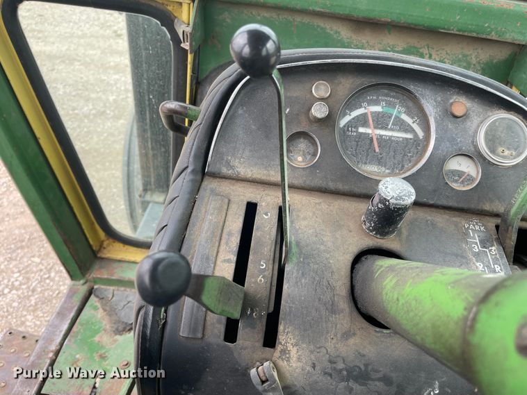 image for item MJ9605 John Deere 4020  tractor