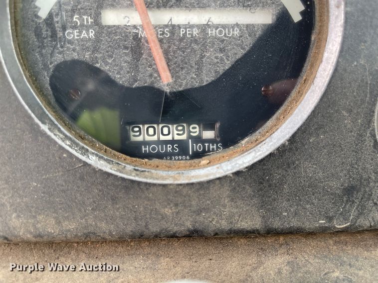 image for item MJ9605 John Deere 4020  tractor