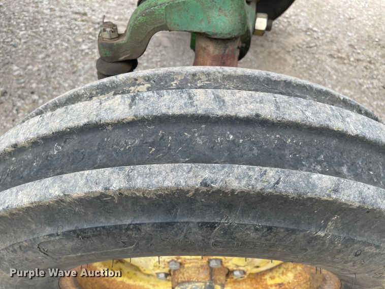 image for item MJ9605 John Deere 4020  tractor