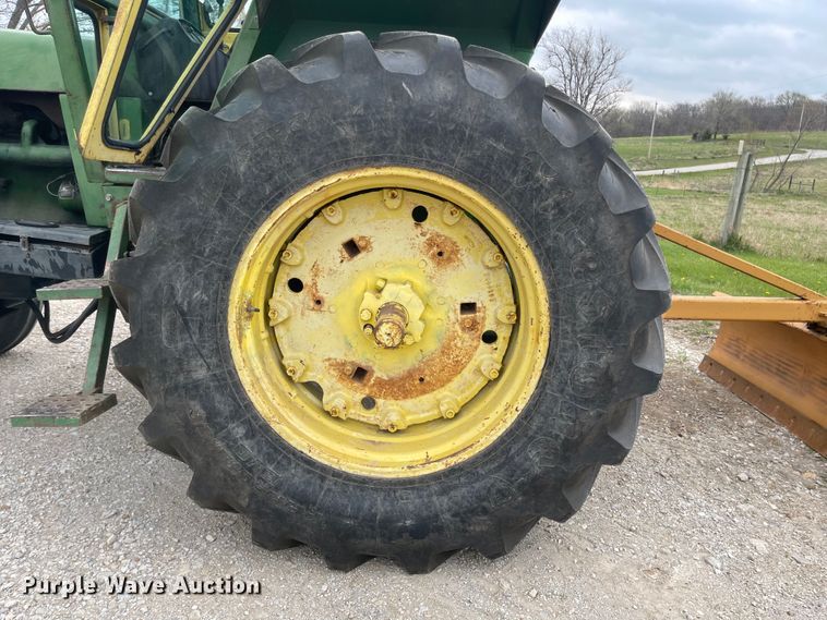 image for item MJ9605 John Deere 4020  tractor