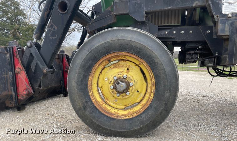 image for item MJ9605 John Deere 4020  tractor