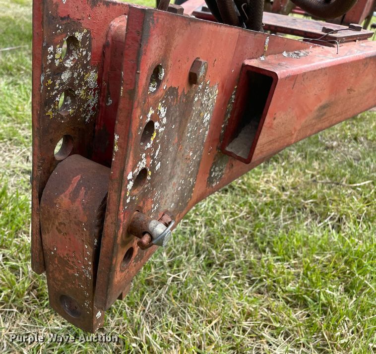 image for item MJ9646 International 4500  field cultivator