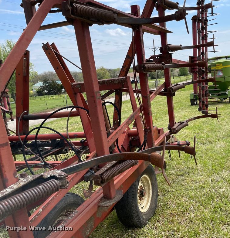 image for item MJ9646 International 4500  field cultivator