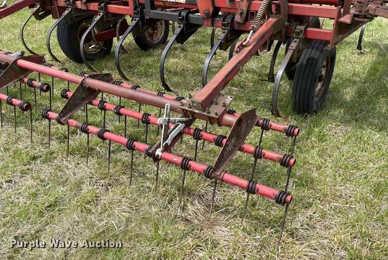 image for item MJ9646 International 4500  field cultivator