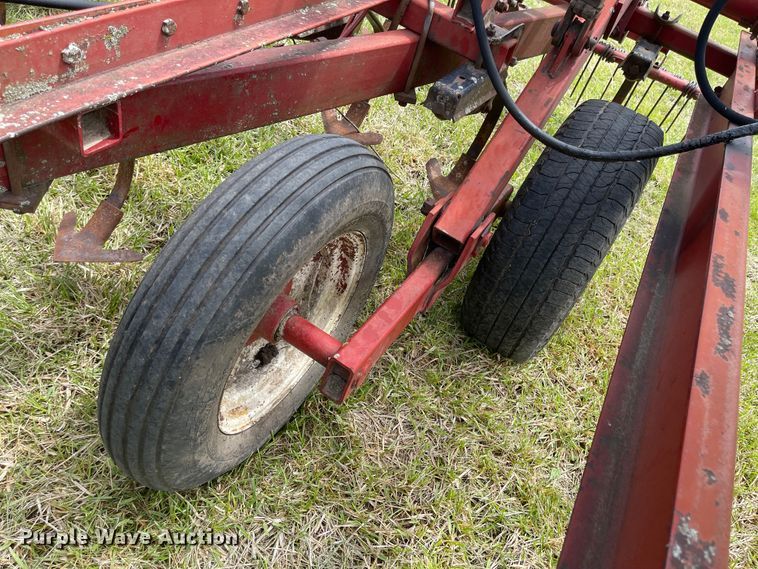 image for item MJ9646 International 4500  field cultivator