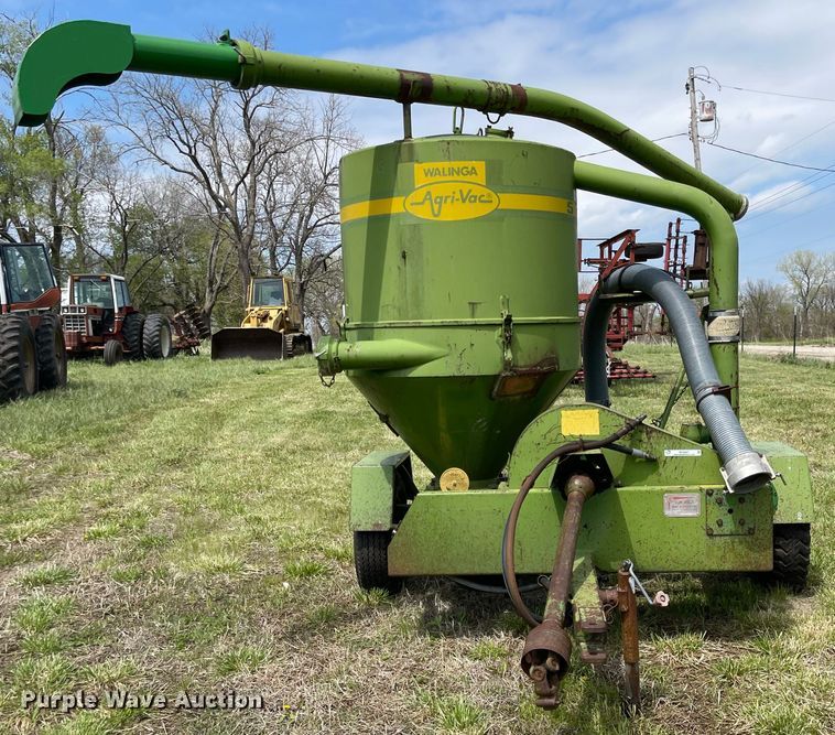 image for item MJ9647 Walinga 510  grain vacuum