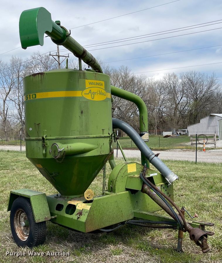 image for item MJ9647 Walinga 510  grain vacuum