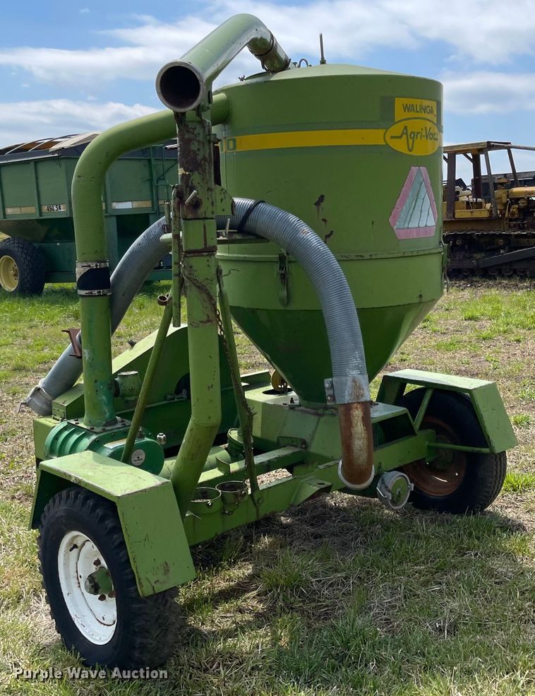 image for item MJ9647 Walinga 510  grain vacuum