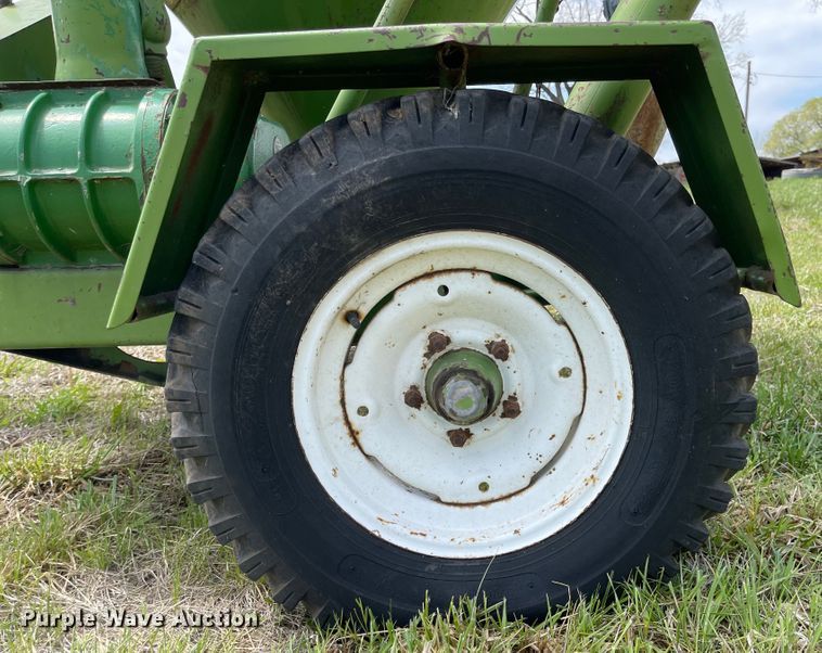 image for item MJ9647 Walinga 510  grain vacuum