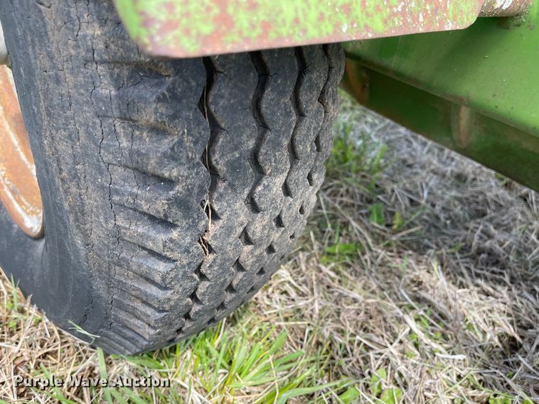 image for item MJ9647 Walinga 510  grain vacuum