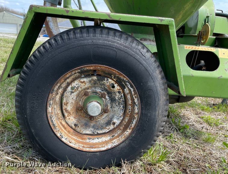 image for item MJ9647 Walinga 510  grain vacuum