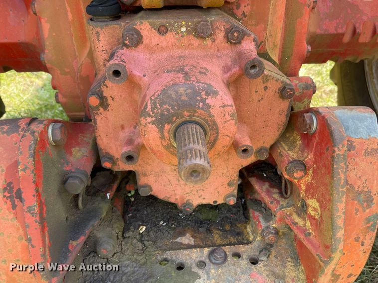 image for item MJ9648 1979 International 3388  4WD tractor