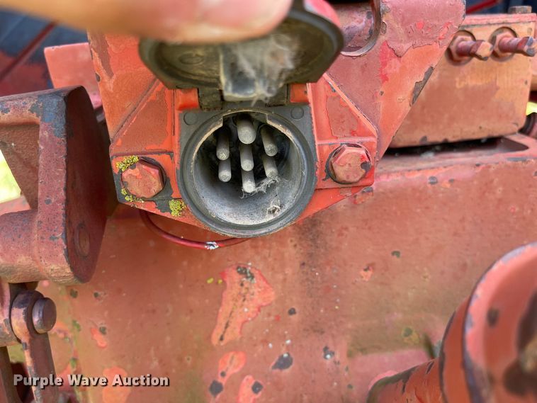 image for item MJ9648 1979 International 3388  4WD tractor