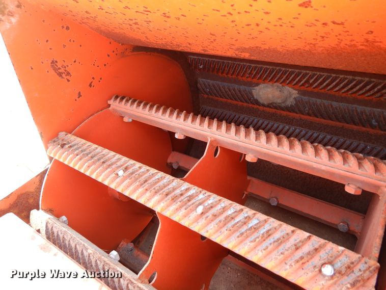 image for item JR9495 Kincaid  plot threshing machine