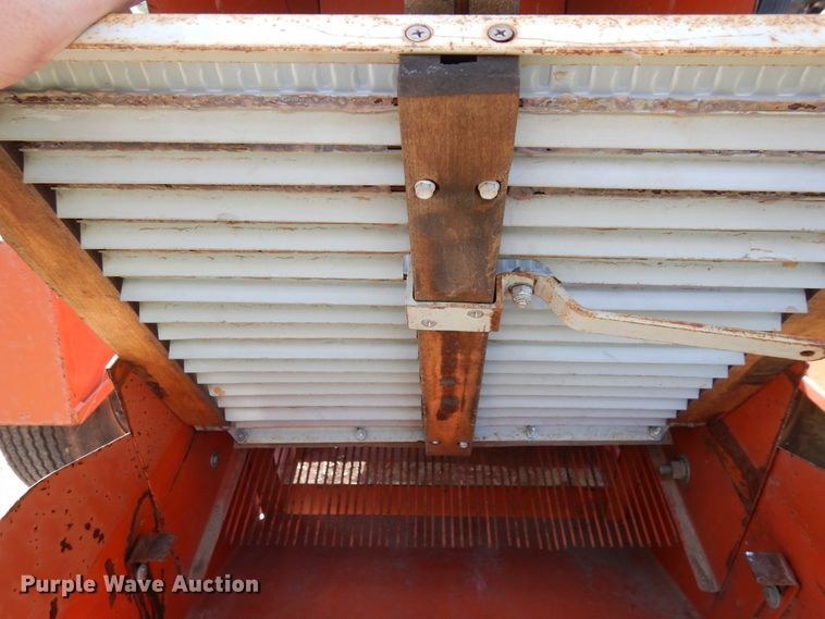 image for item JR9495 Kincaid  plot threshing machine