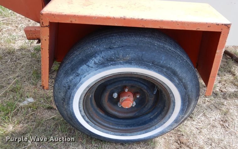 image for item JR9495 Kincaid  plot threshing machine