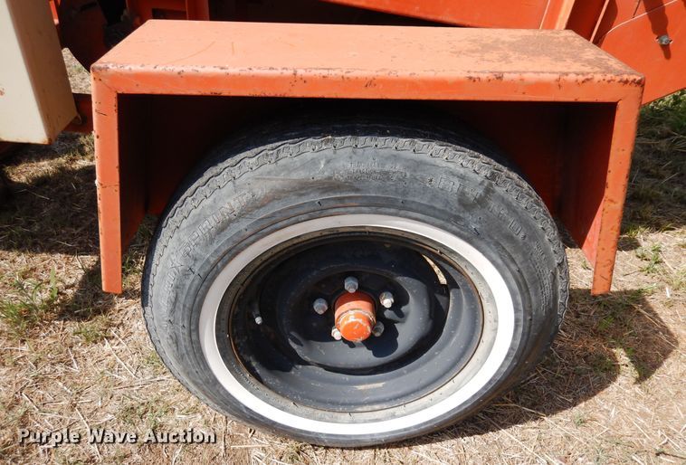 image for item JR9495 Kincaid  plot threshing machine