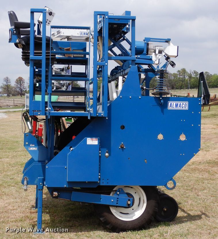 image for item JR9496 2017 Almaco HDGD  grain drill