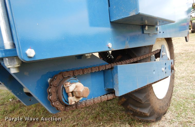 image for item JR9496 2017 Almaco HDGD  grain drill