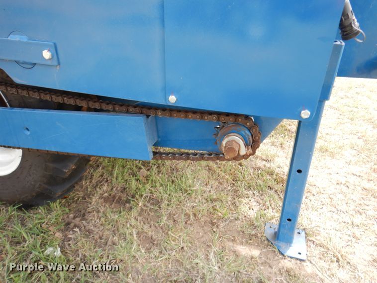 image for item JR9496 2017 Almaco HDGD  grain drill