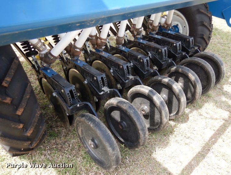 image for item JR9496 2017 Almaco HDGD  grain drill