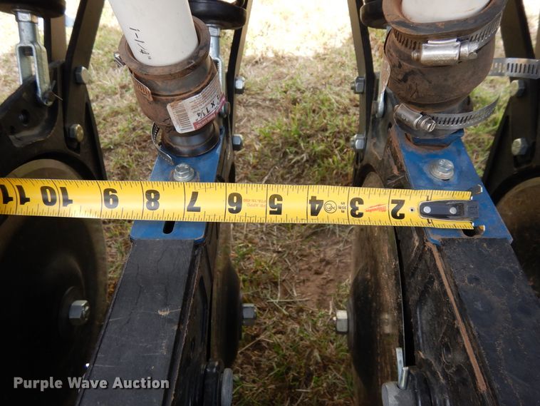 image for item JR9496 2017 Almaco HDGD  grain drill