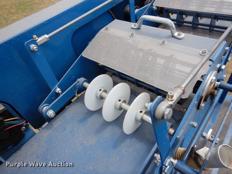 image for item JR9496 2017 Almaco HDGD  grain drill