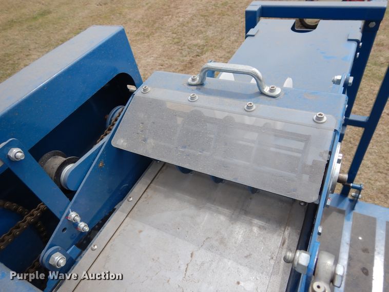 image for item JR9496 2017 Almaco HDGD  grain drill