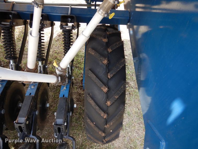 image for item JR9496 2017 Almaco HDGD  grain drill